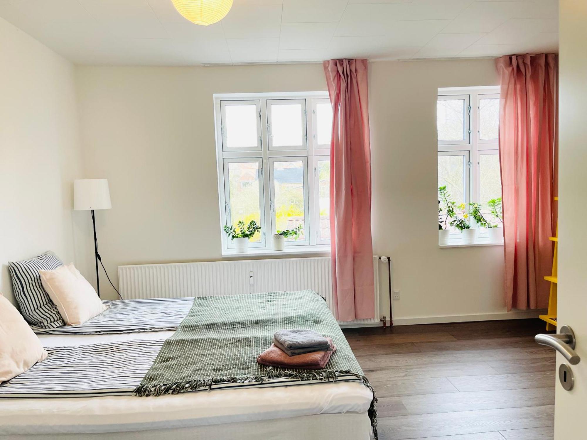 Scandinavian Apartment Hotel - Lunden 1 - Central 3 Bedroom Apartment On Two Floors Horsens Exterior photo
